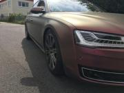 Audi A8 mit angepasstem Luftfahrwerk